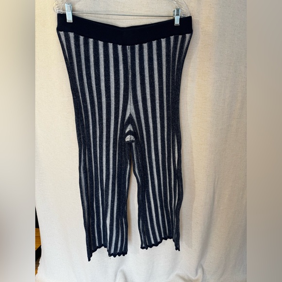 Free-est Miller Striped Sweater Set Navy Combo XL NWT ☀️🍂🥶🌼 - Picture 4 of 8